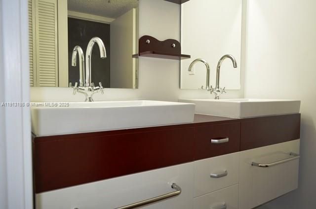 290 174th St, Unit M10, Sunny Isles Beach, FL 33160 Photo