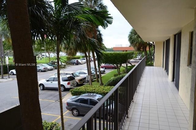 290 174th St, Unit M10, Sunny Isles Beach, FL 33160 Photo