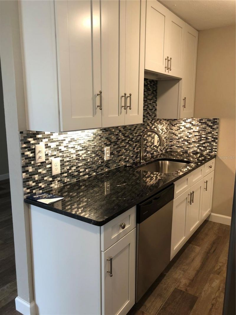 520 70th Street N, Unit 4, Saint Petersburg, FL 33710 Photo