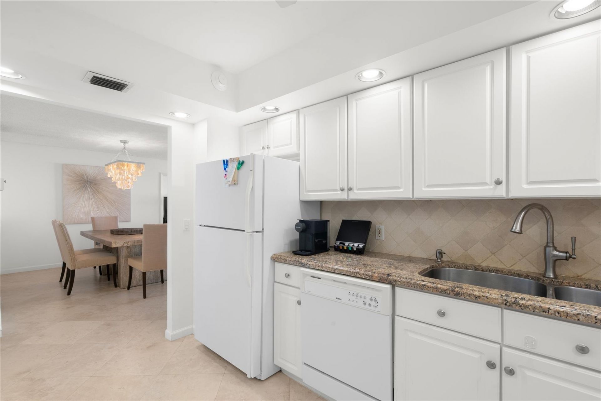 2000 S Ocean Boulevard, Unit 5D, Lauderdale by the Sea, FL 33062 Photo