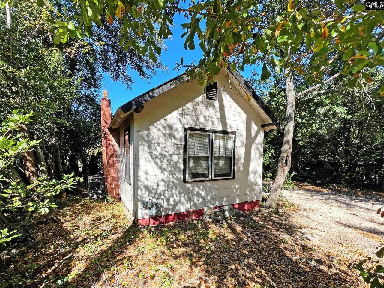 706 Violet Street Photo 16