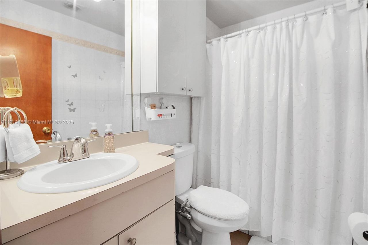 19100 SW 125th Ave, Miami, FL 33177 Photo