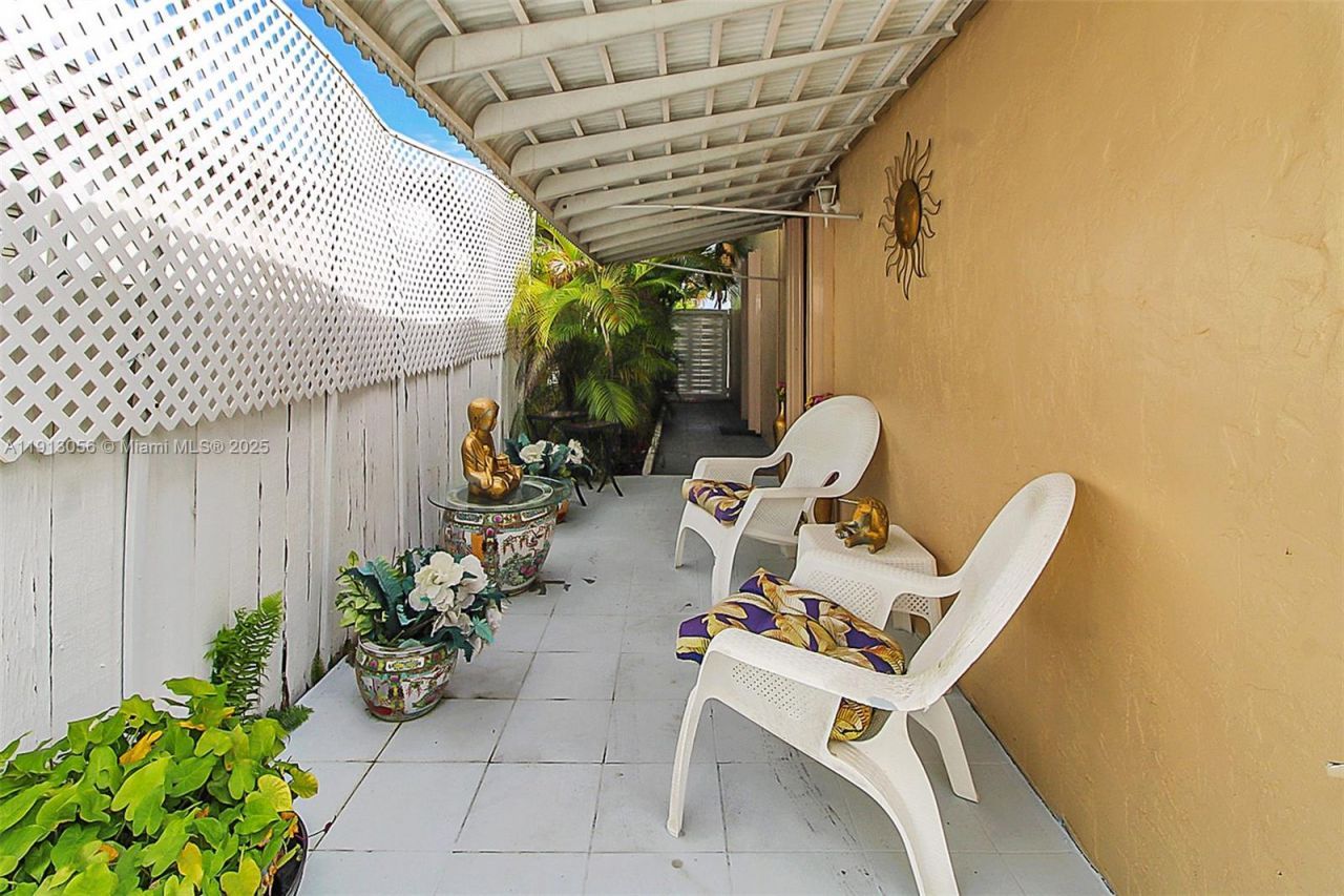 19100 SW 125th Ave, Miami, FL 33177 Photo