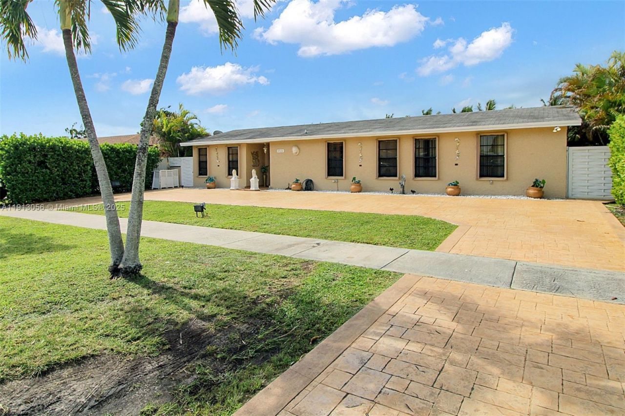 19100 SW 125th Ave, Miami, FL 33177 Photo