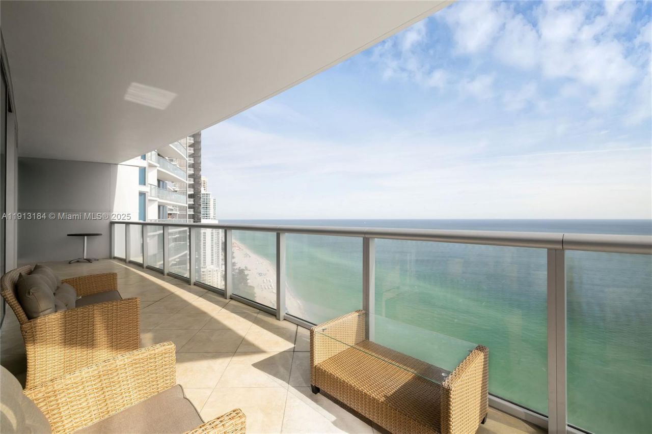 17001 Collins Ave, Unit 3002, Sunny Isles Beach, FL 33160 Photo