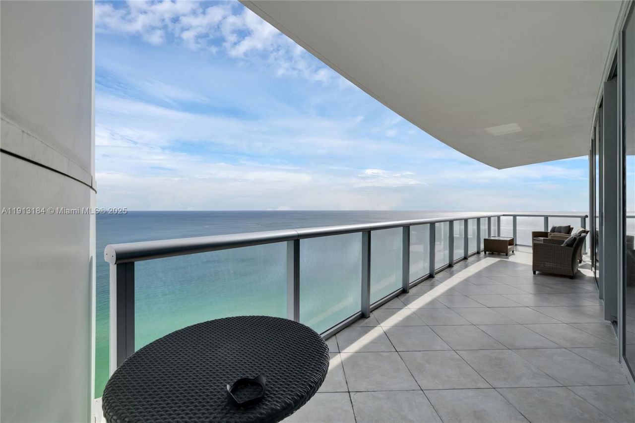 17001 Collins Ave, Unit 3002, Sunny Isles Beach, FL 33160 Photo