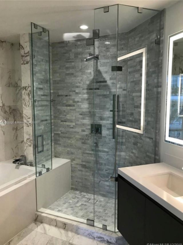 851 NE 1st Ave, Unit 903, Miami, FL 33132 Photo