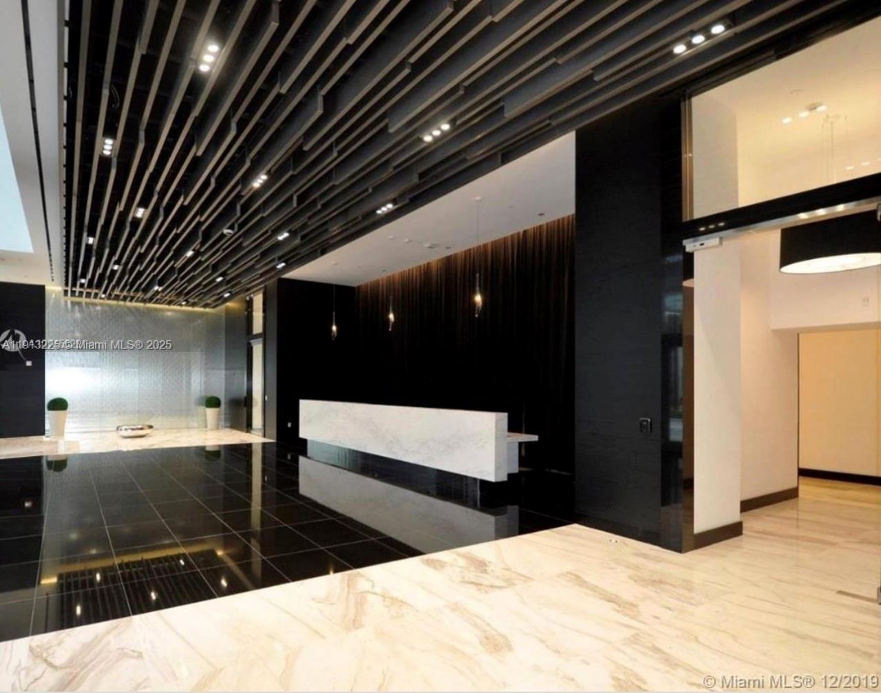 851 NE 1st Ave, Unit 903, Miami, FL 33132 Photo