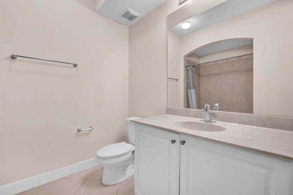 1690 Renaissance Commons Boulevard, Unit 1219, Boynton Beach, FL 33426 Photo