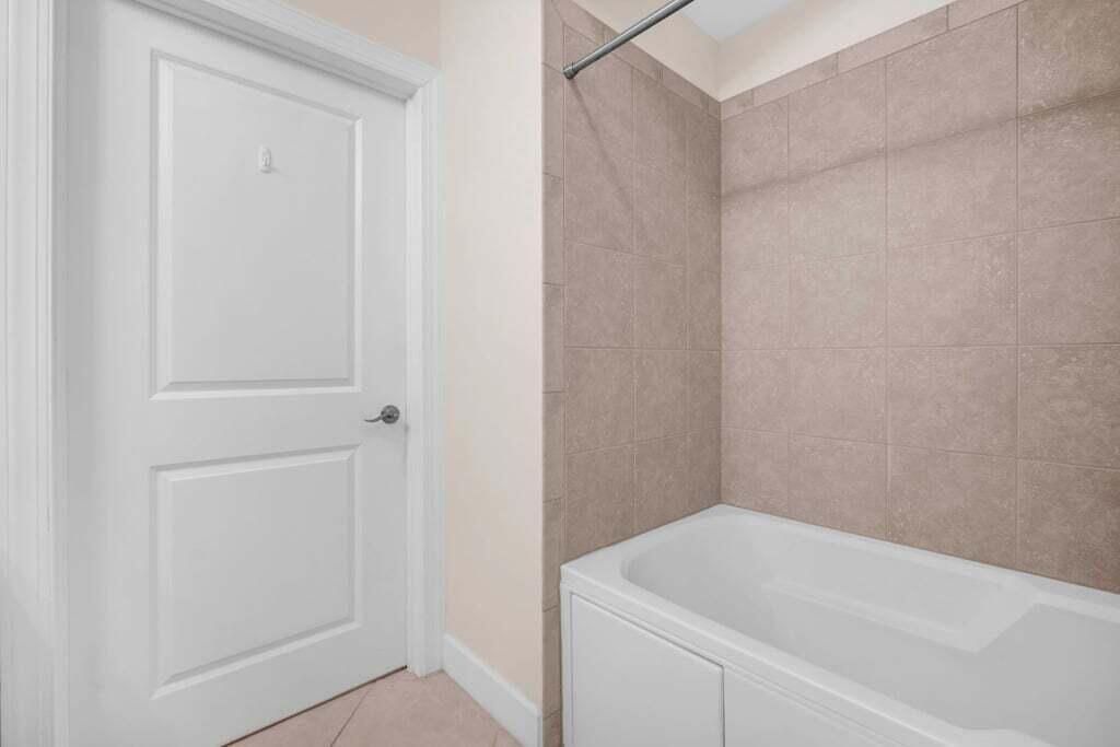 1690 Renaissance Commons Boulevard, Unit 1219, Boynton Beach, FL 33426 Photo