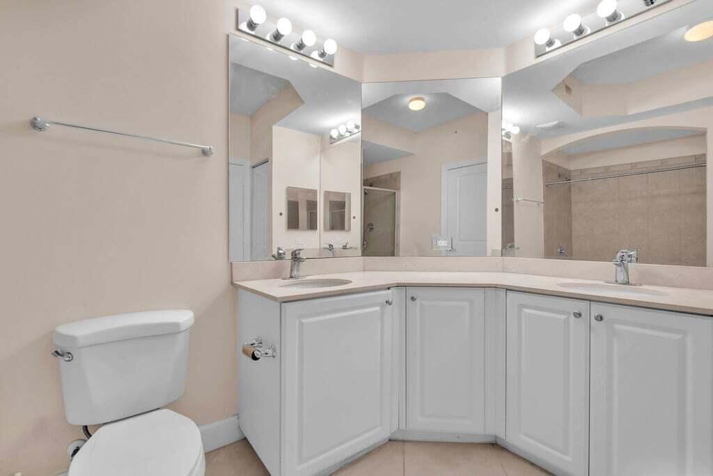 1690 Renaissance Commons Boulevard, Unit 1219, Boynton Beach, FL 33426 Photo