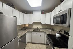 5001 Little River Rd. photo 4