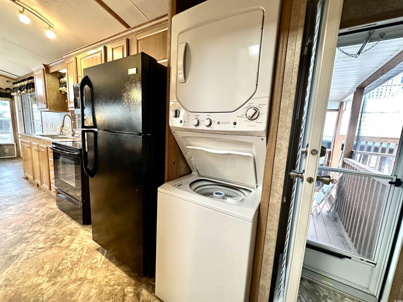 9700 Kings Rd. Photo 6