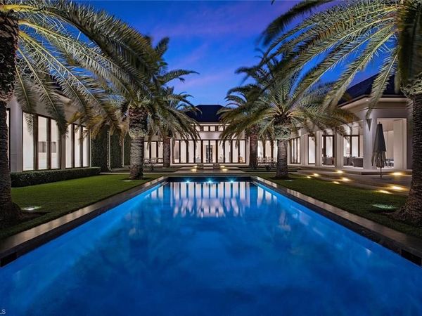 3655 Fort Charles DR, NAPLES, FL 34102