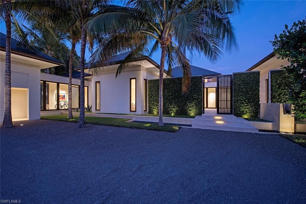 3655 Fort Charles Dr, Naples, FL 34102 Photo