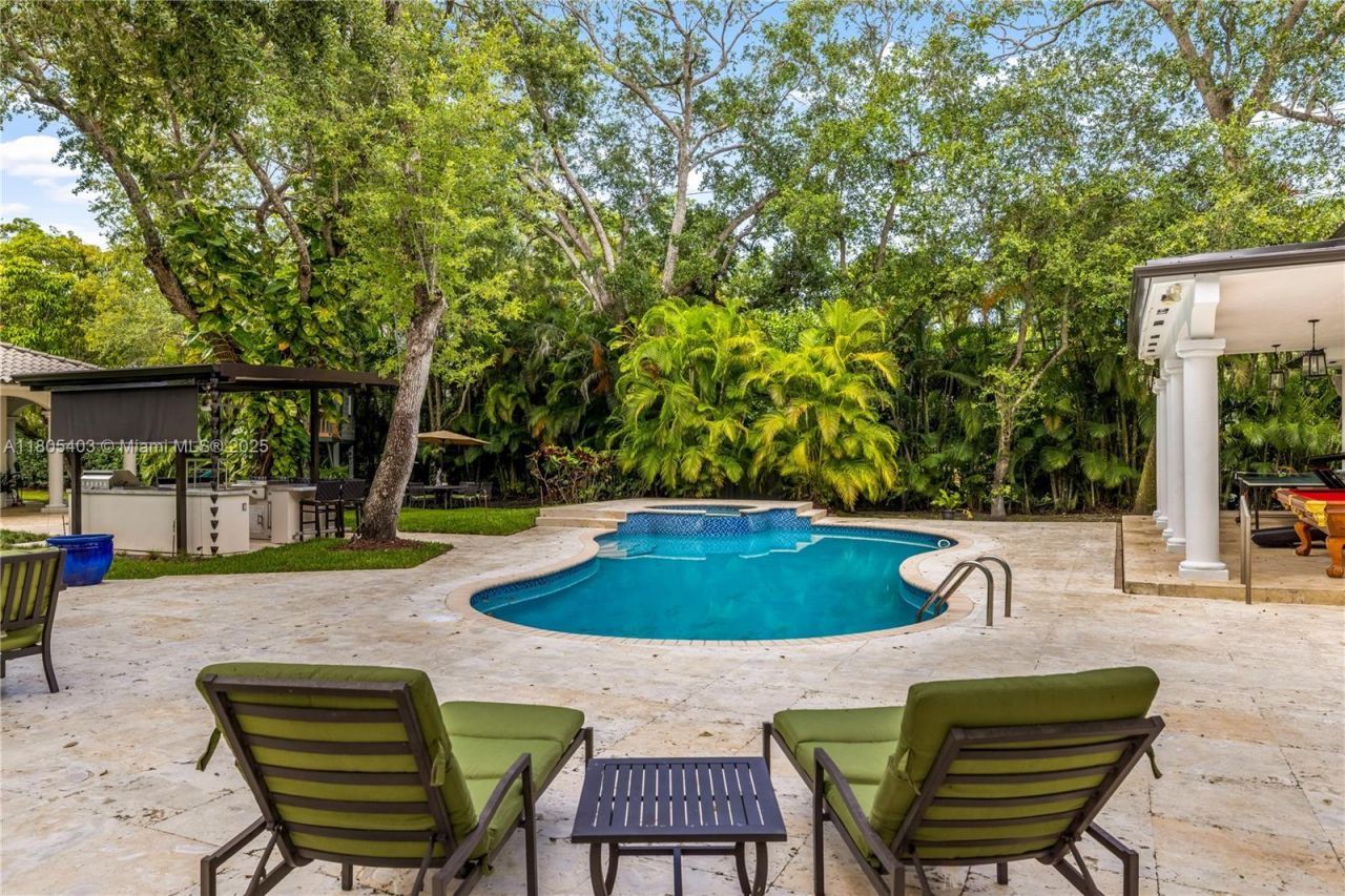 8941 SW 65th Ct, Pinecrest, FL 33156 Photo