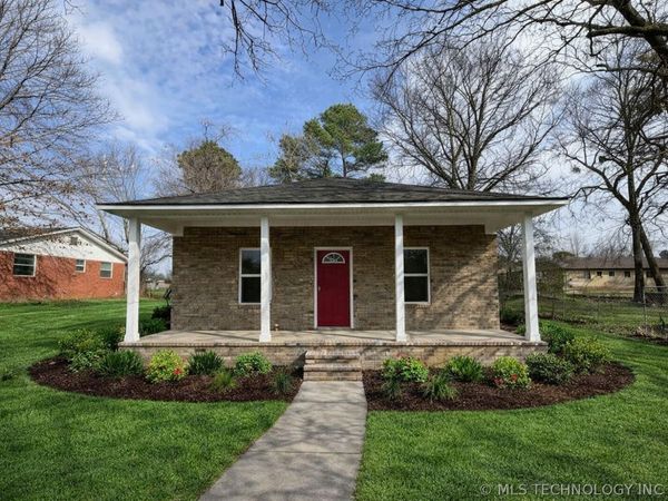 503 S Dogwood Street, Muldrow, OK 74948