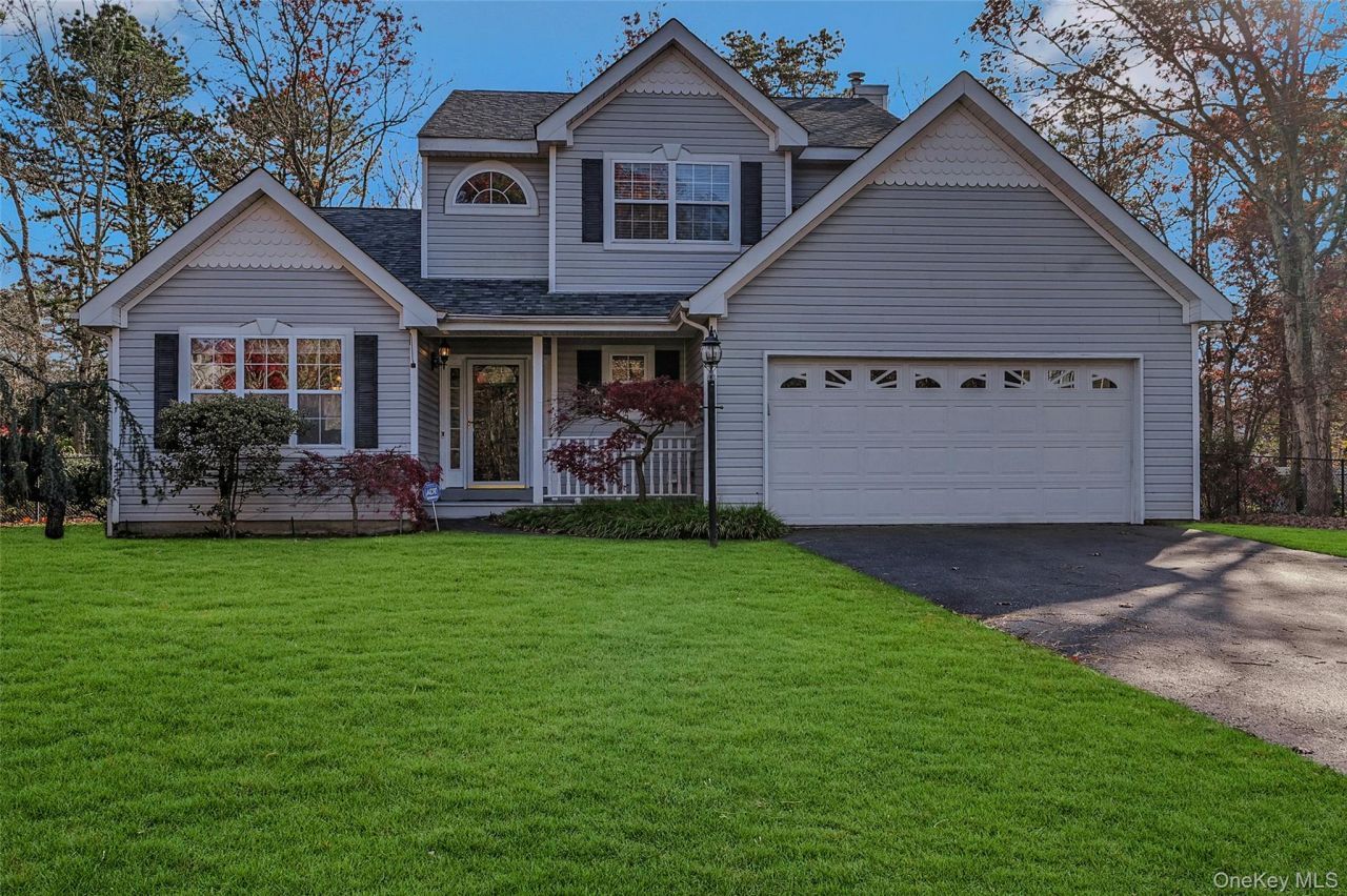 70 Gull Dip Road, Ridge, NY 11961 Main Photo