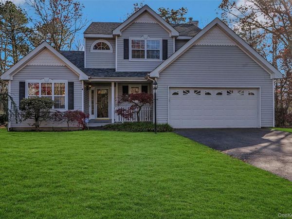 70 Gull Dip Road, Ridge, NY 11961