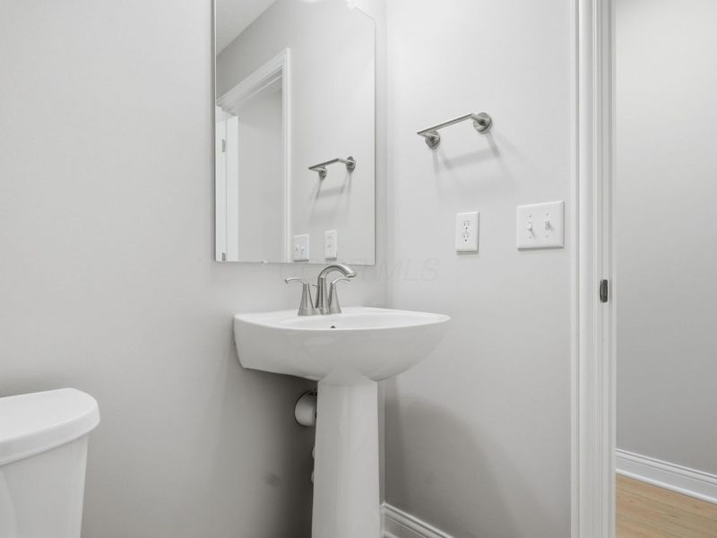 1056 Quarry Oak Drive, Grove City, OH 43123 Photo 11