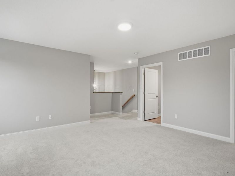 1056 Quarry Oak Drive, Grove City, OH 43123 Photo 24