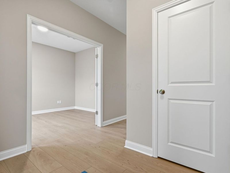 1056 Quarry Oak Drive, Grove City, OH 43123 Photo 4