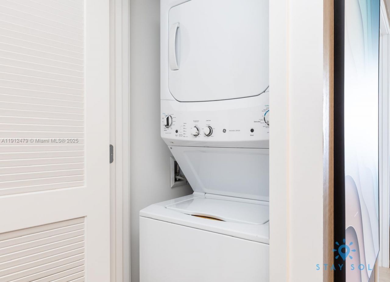 Please Call For Address, Unit T3903, Hollywood, FL 33019 Photo