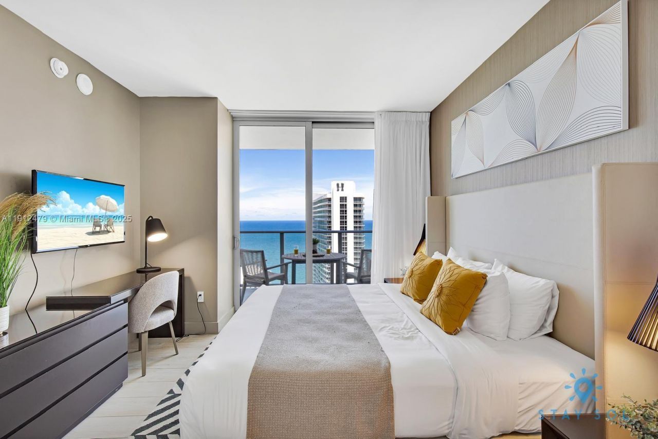 Please Call For Address, Unit T3903, Hollywood, FL 33019 Photo