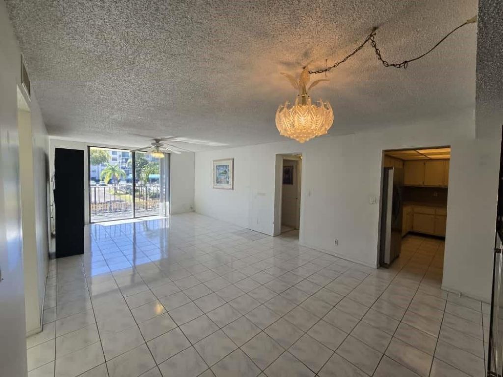 6195 Rock Island Road, Unit 209, Tamarac, FL 33319 Photo