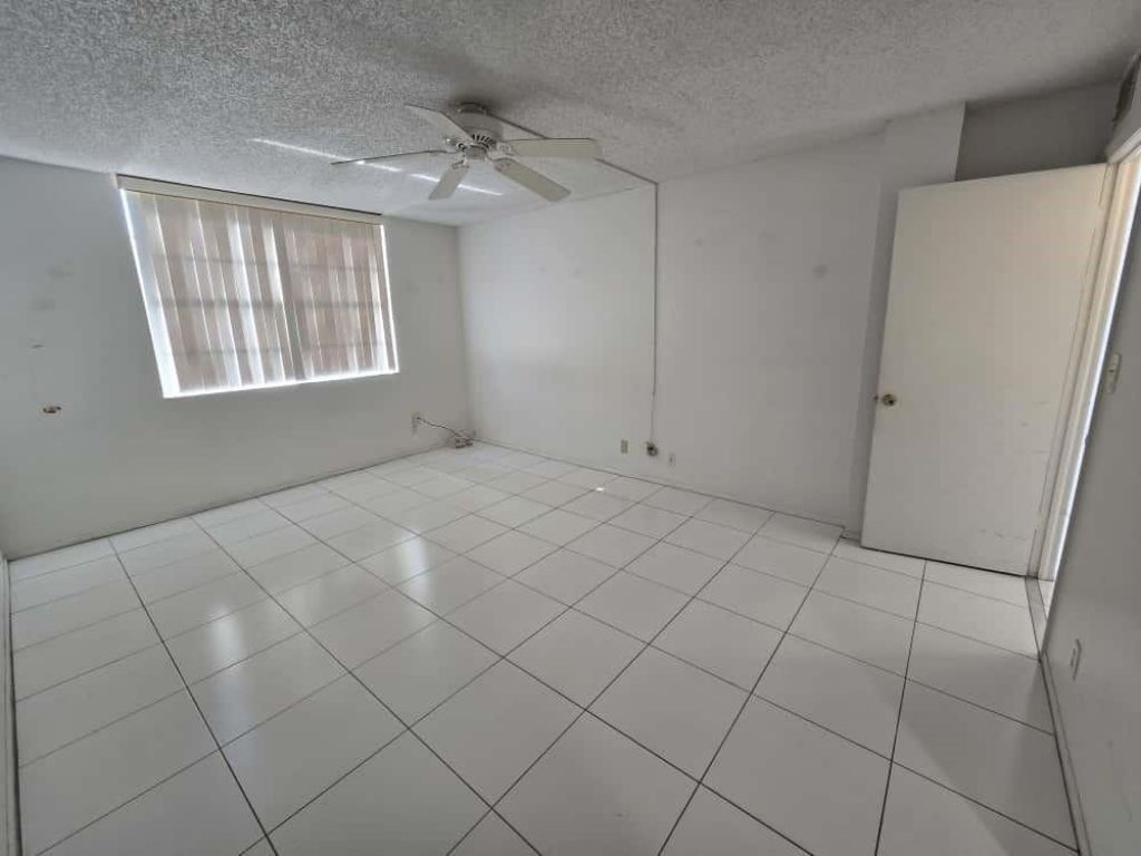 6195 Rock Island Road, Unit 209, Tamarac, FL 33319 Photo