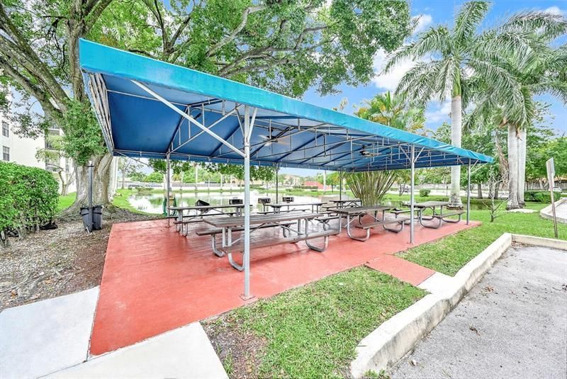 6195 Rock Island Rd, Unit 209, Tamarac, FL 33319 Photo