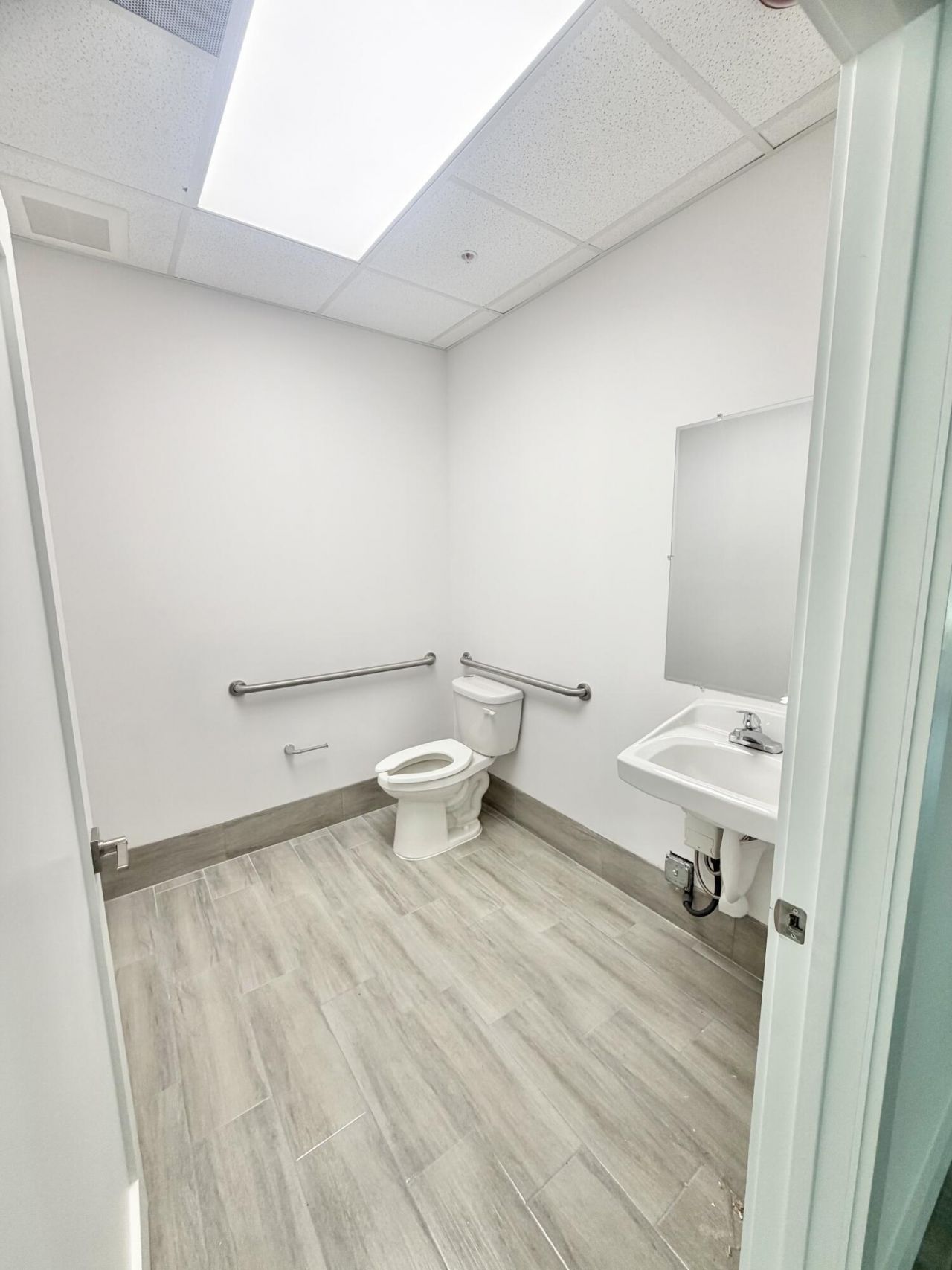 9100 Belvedere Road, Unit 111, Royal Palm Beach, FL 33411 Photo