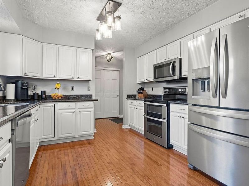 3754 Lake Cumberland Way, Grove City, OH 43123 Photo 11