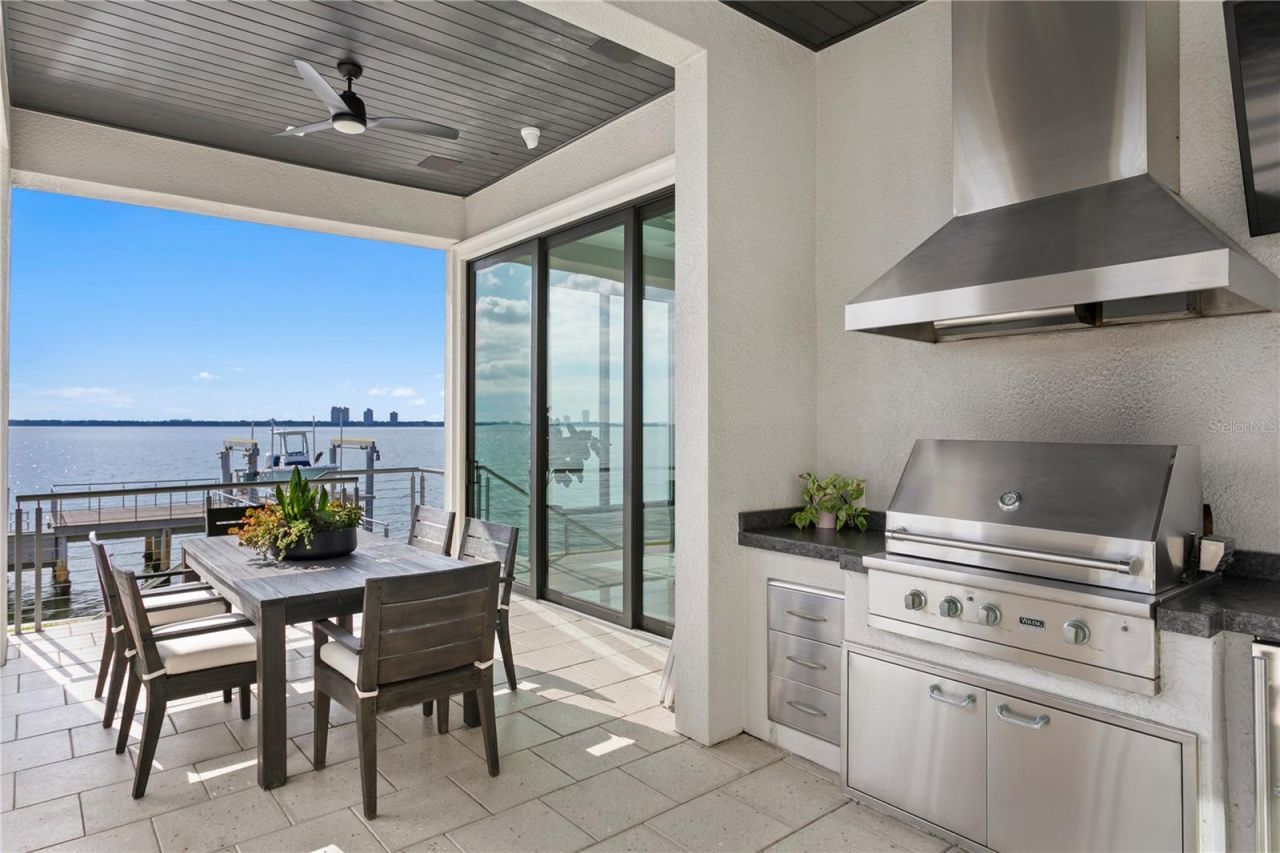 82 Martinique Avenue, Tampa, FL 33606 Photo