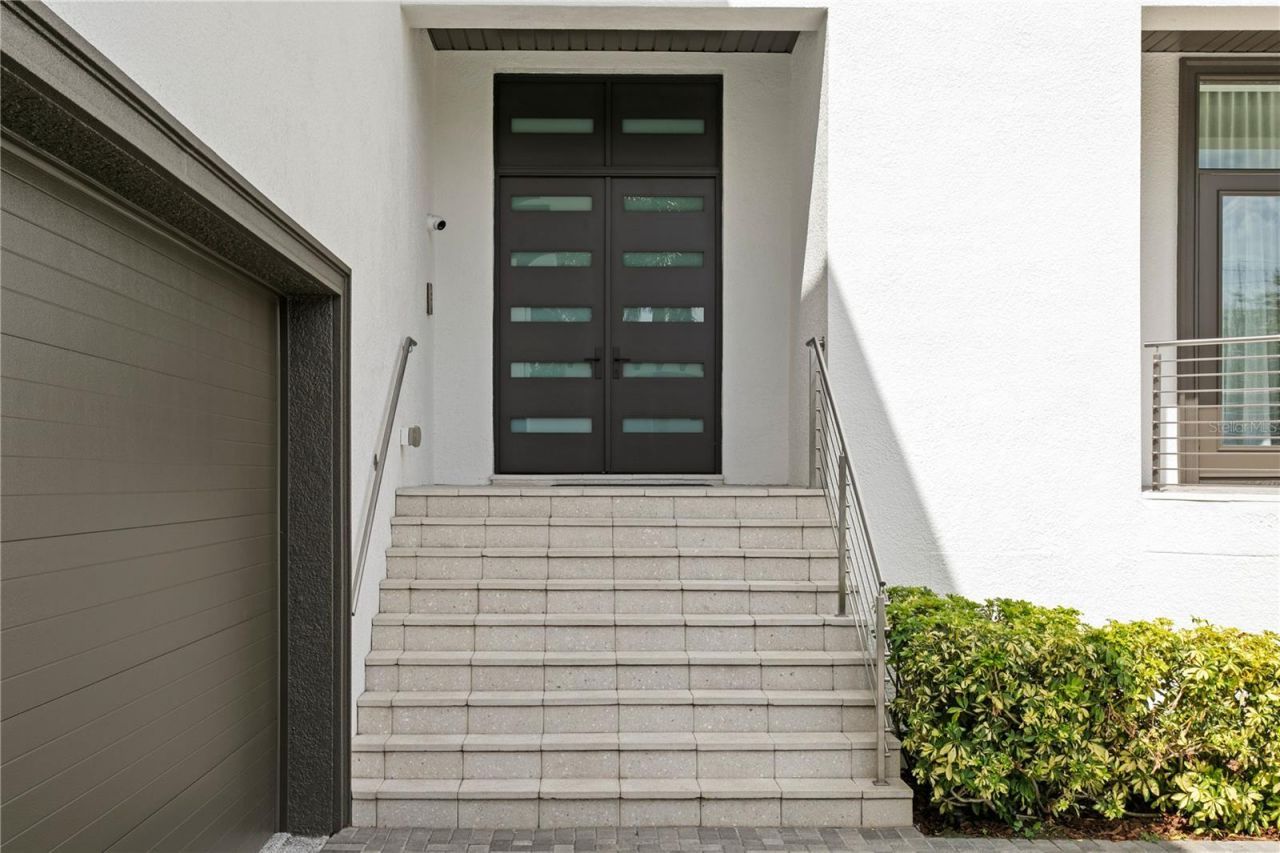 82 Martinique Avenue, Tampa, FL 33606 Photo