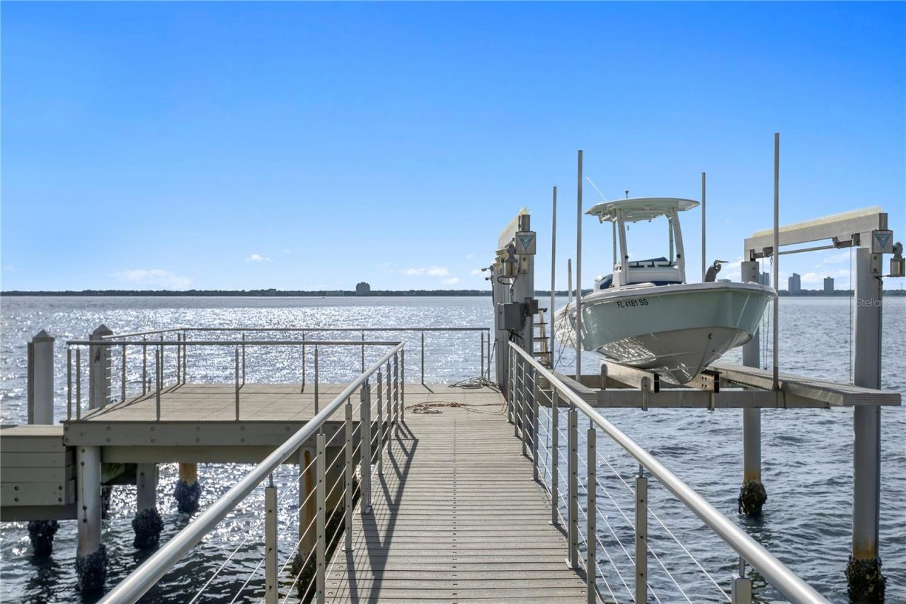 82 Martinique Avenue, Tampa, FL 33606 Photo