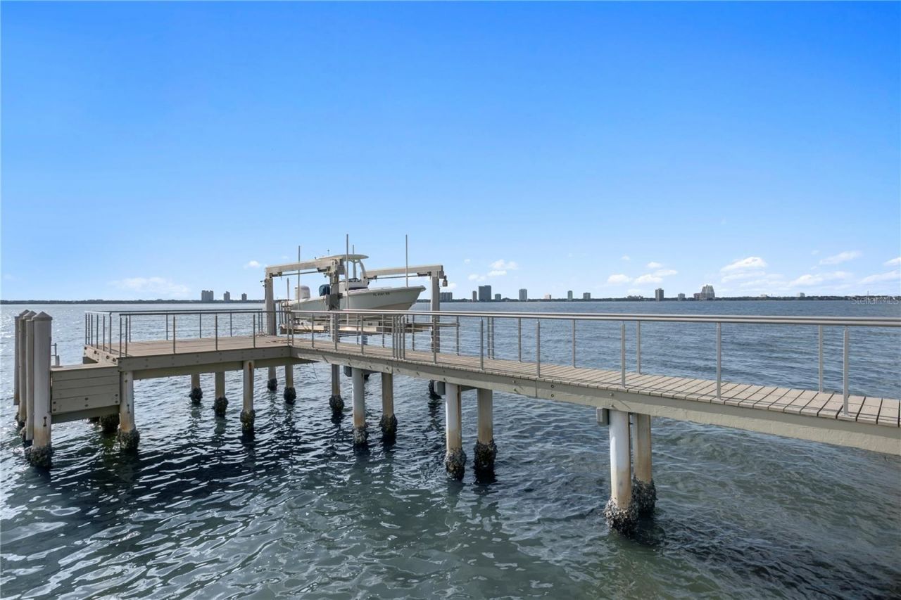 82 Martinique Avenue, Tampa, FL 33606 Photo