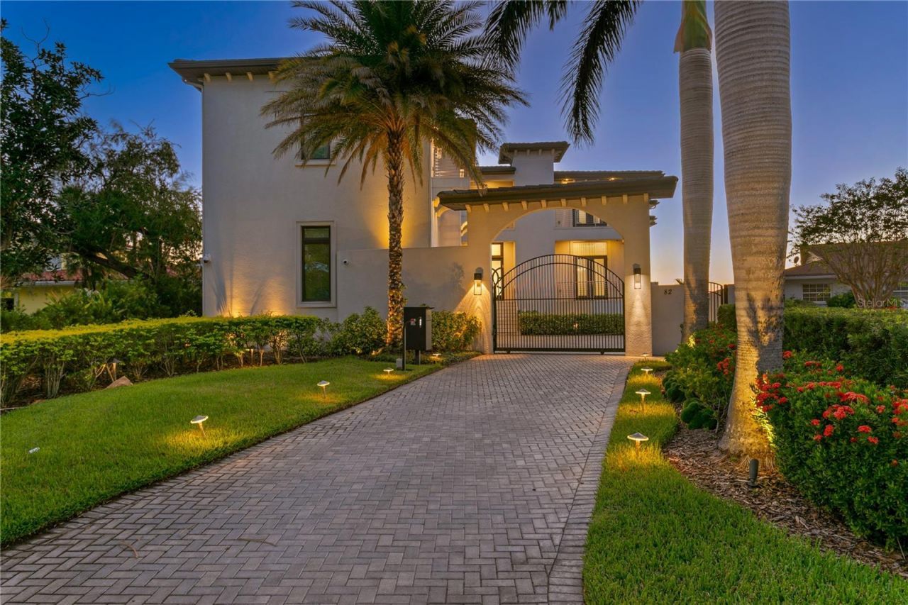 82 Martinique Avenue, Tampa, FL 33606 Photo