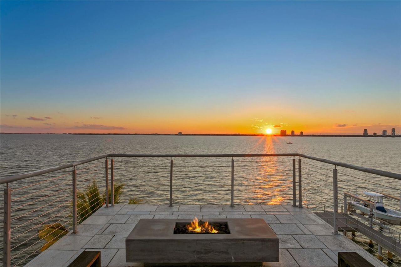 82 Martinique Avenue, Tampa, FL 33606 Photo