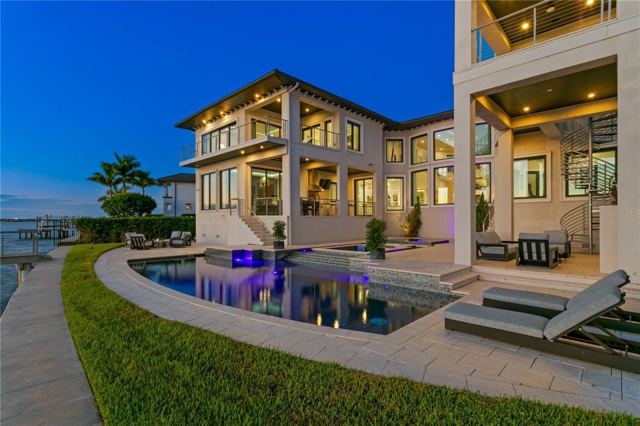 82 Martinique Avenue, Tampa, FL 33606 Photo