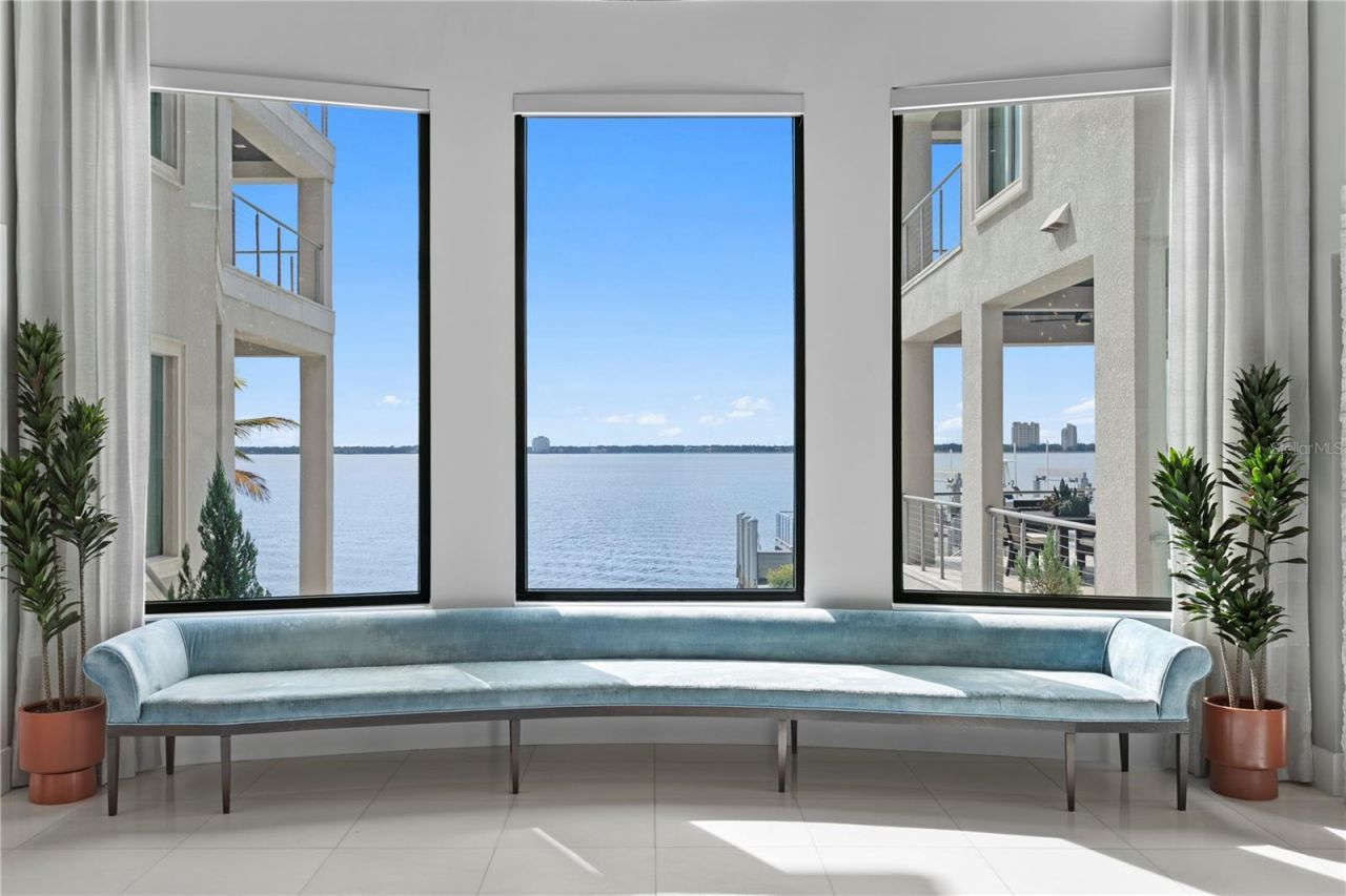 82 Martinique Avenue, Tampa, FL 33606 Photo