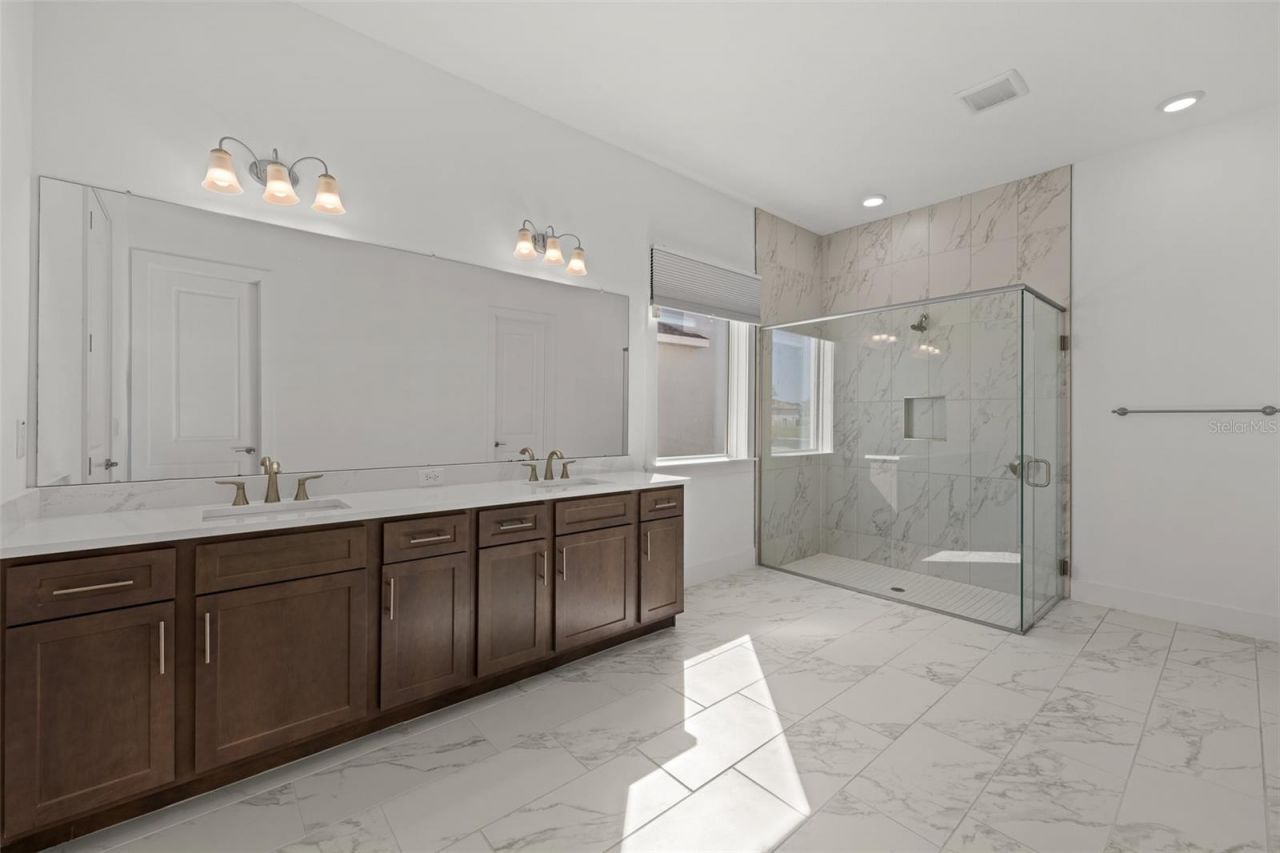 9185 Sanders Tree Loop, Wesley Chapel, FL 33545 Photo