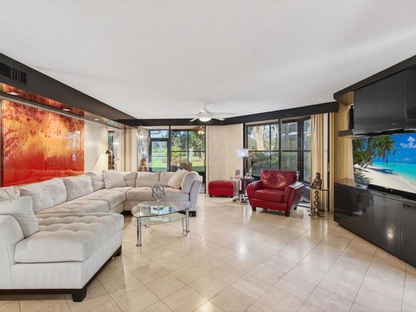 15321 Strathearn Drive, Unit 10902, Delray Beach, FL 33446