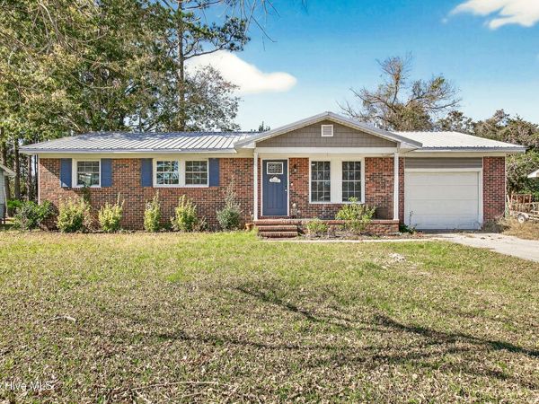 218 Forest View Drive, Havelock, NC 28532