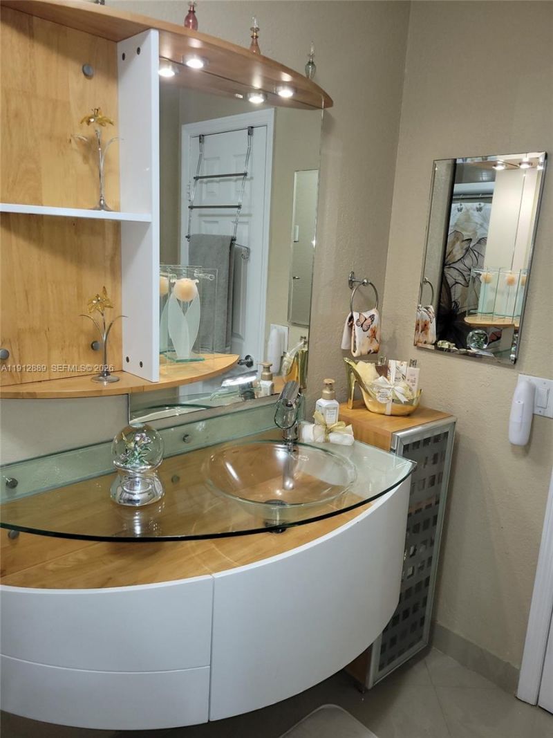 2670 W 60th St, Unit 90, Hialeah, FL 33016 Photo