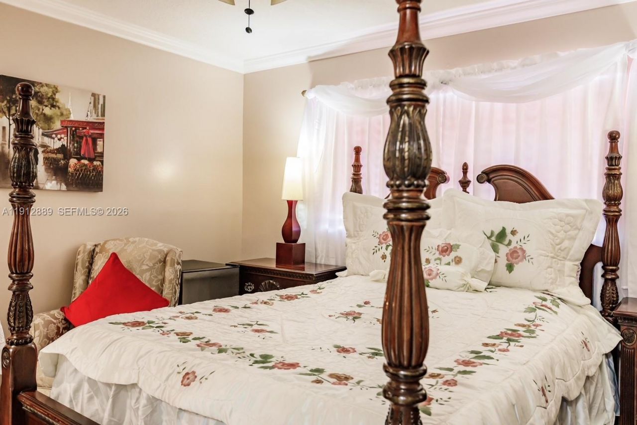 2670 W 60th St, Unit 90, Hialeah, FL 33016 Photo