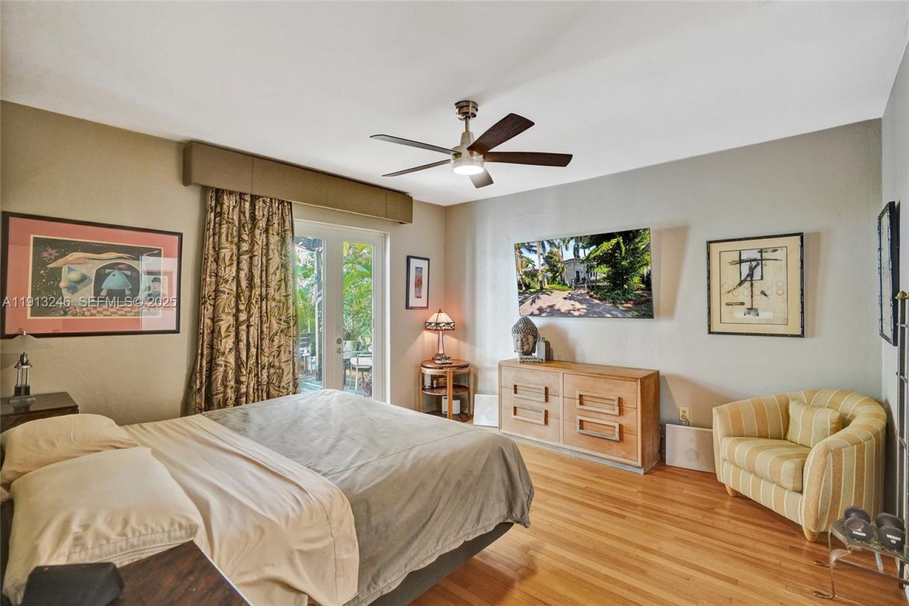 1335 Lenox Ave, Miami Beach, FL 33139 Photo