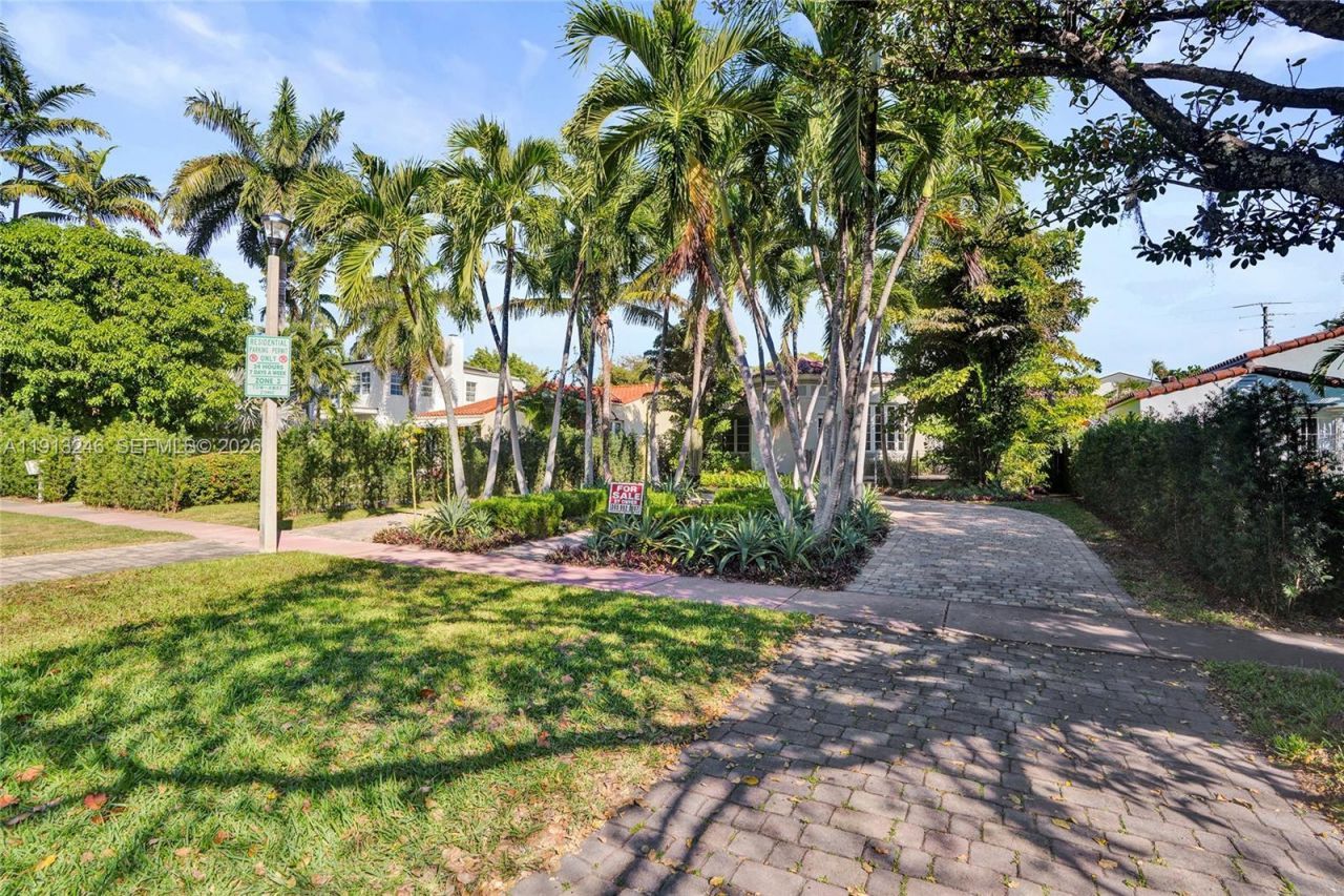 1335 Lenox Ave, Miami Beach, FL 33139 Photo