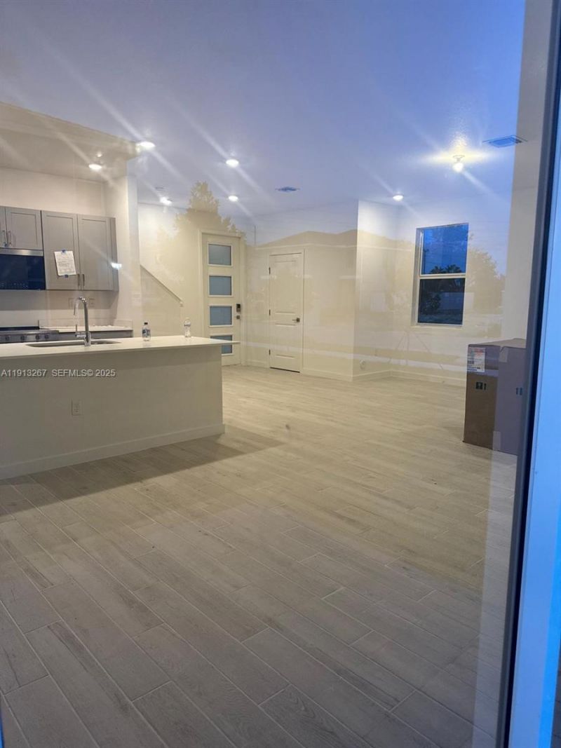 1683 SE 7th Ln, Unit 1683, Homestead, FL 33033 Photo