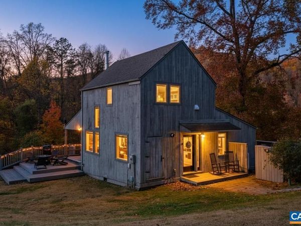 48 MEADOW LN, NELLYSFORD, VA 22958